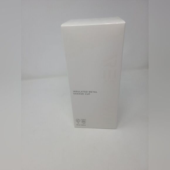 Stainless Steel Shaker - Dual-Insulated, 20oz Shaker Cup with Built-In Grate - Picture 8 of 16